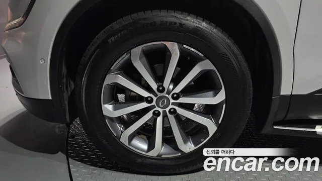Renault-KoreaSamsung Koleos 2019 thumb 5