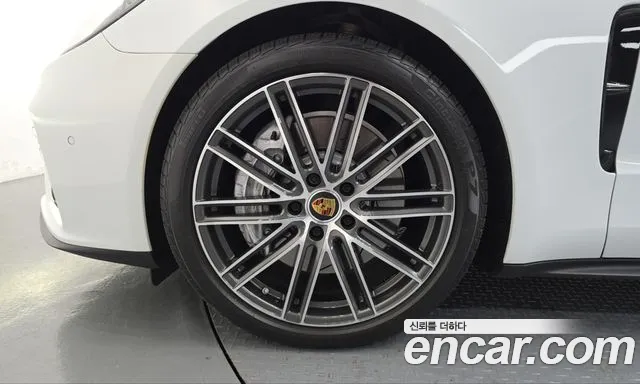 Porsche Panamera 2024 thumb 5