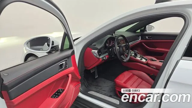 Porsche Panamera 2024 thumb 10