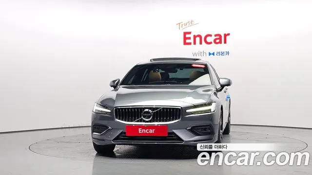 Volvo S60 2020 thumb 2