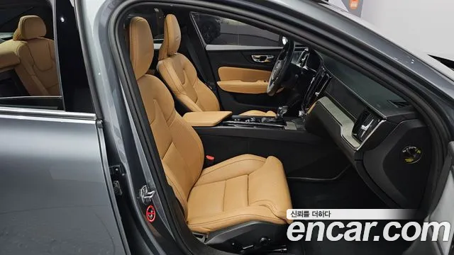 Volvo S60 2020 thumb 9