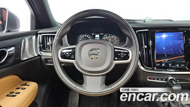 Volvo S60 2020 thumb 11