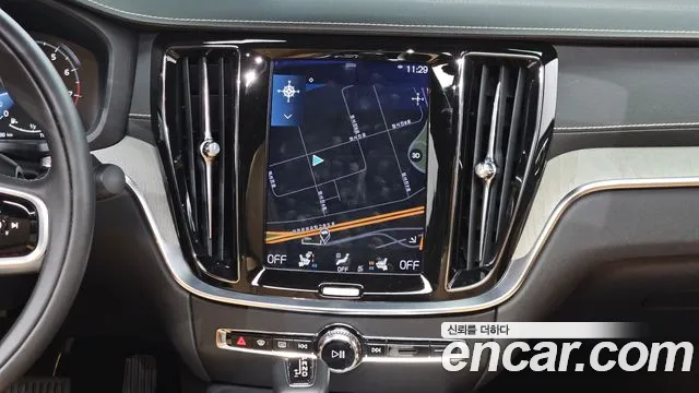 Volvo S60 2020 thumb 12