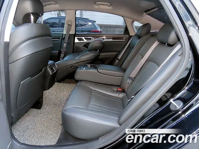 Hyundai Genesis 2015 thumb 6