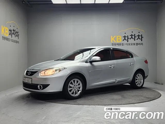 Renault-KoreaSamsung Fluence 2009 thumb 2