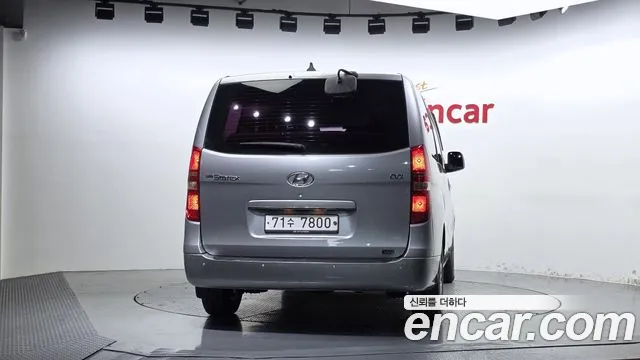 Hyundai Starex 2012 thumb 4