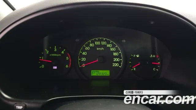 Hyundai Starex 2012 thumb 8
