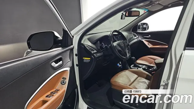 Hyundai Santa Fe 2017 thumb 10