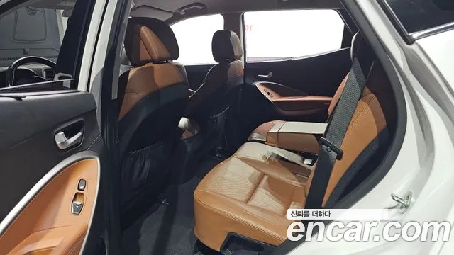 Hyundai Santa Fe 2017 thumb 11