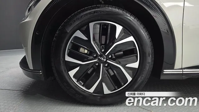 Kia EV6 2022 thumb 5