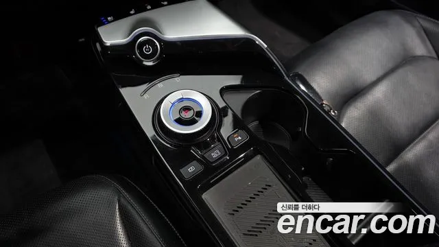 Kia EV6 2022 thumb 9