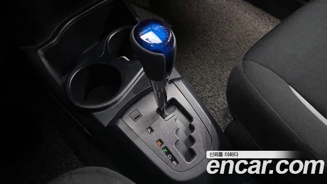 Toyota Prius 2021 thumb 8