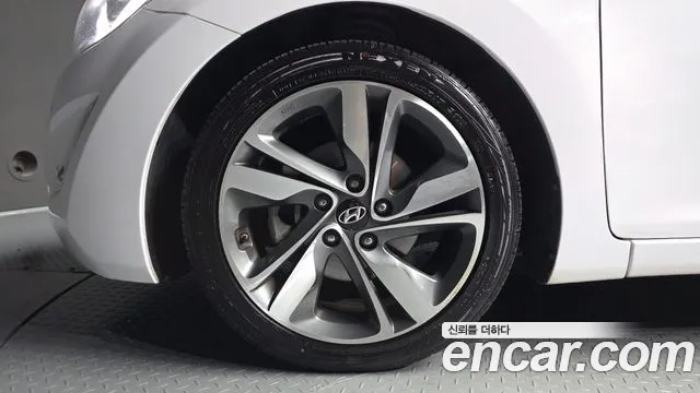 Hyundai Avante 2015 thumb 5