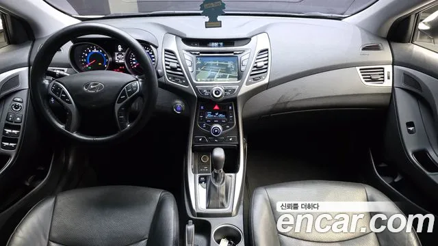 Hyundai Avante 2015 thumb 7
