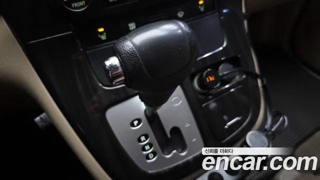 Kia Carnival 2012 thumb 9