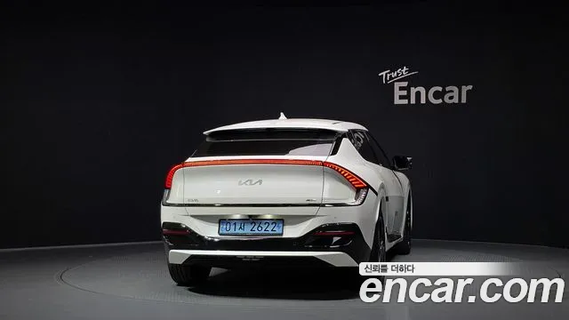 Kia EV6 2022 thumb 4