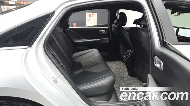 Hyundai IONIQ 6 2024 thumb 11