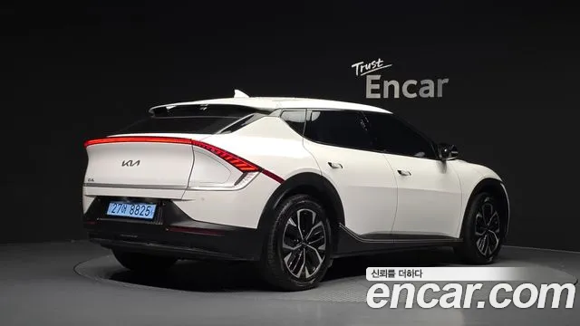 Kia EV6 2022 thumb 2