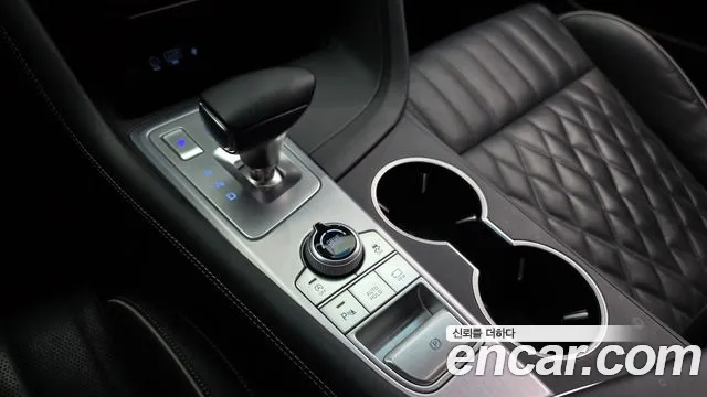 Genesis G70 2019 thumb 9