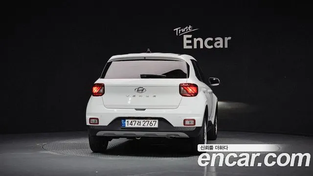 Hyundai Venue 2021 thumb 4