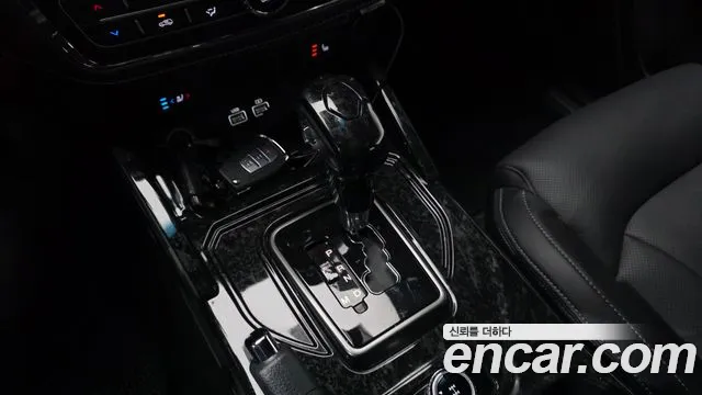 KG_Mobility_Ssangyong Rexton 2023 thumb 9
