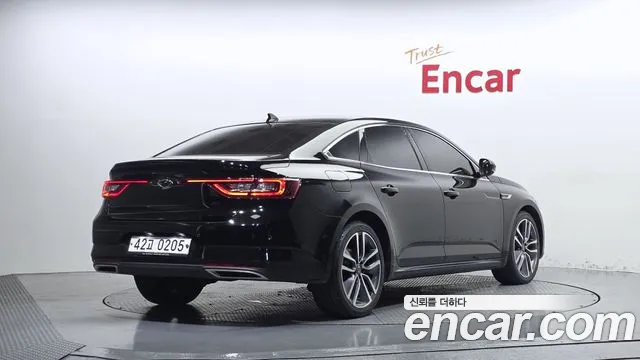 Renault-KoreaSamsung Megane 2016 thumb 2