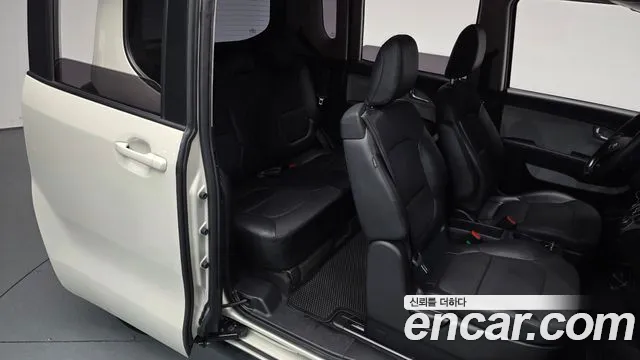 Kia Ray 2016 thumb 11