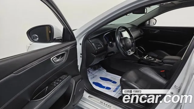 Renault-KoreaSamsung Megane 2016 thumb 10