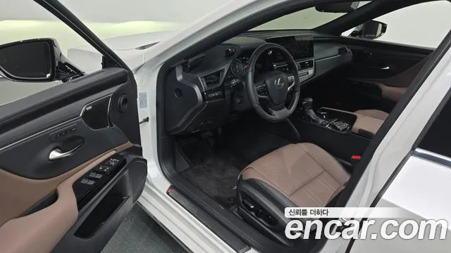 Lexus ES 2026 thumb 9