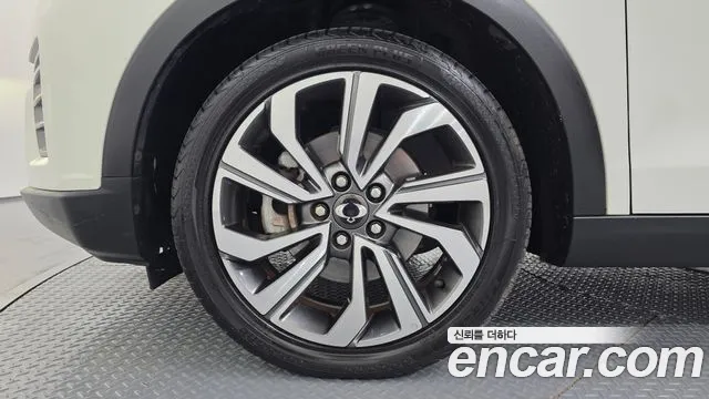 KG_Mobility_Ssangyong TIBOLI 2020 thumb 5