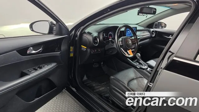 Kia K3 2018 thumb 10