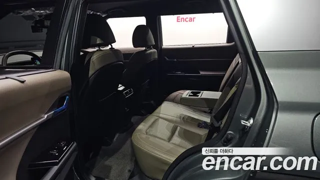 KG_Mobility_Ssangyong Torres 2023 thumb 11
