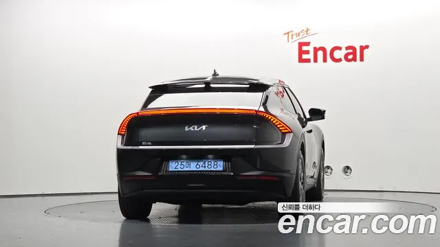 Kia EV6 2022 thumb 3