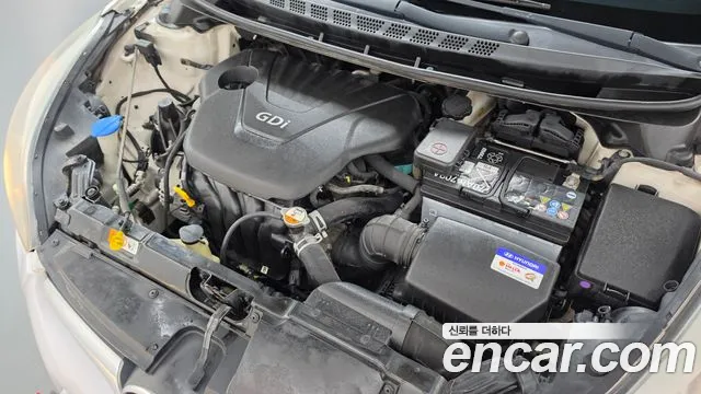 Hyundai Avante 2015 thumb 6