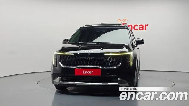 Kia Carnival 2024 thumb 3