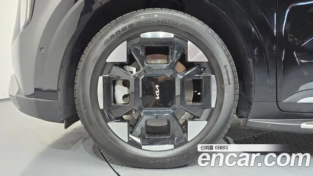 Kia Carnival 2024 thumb 5