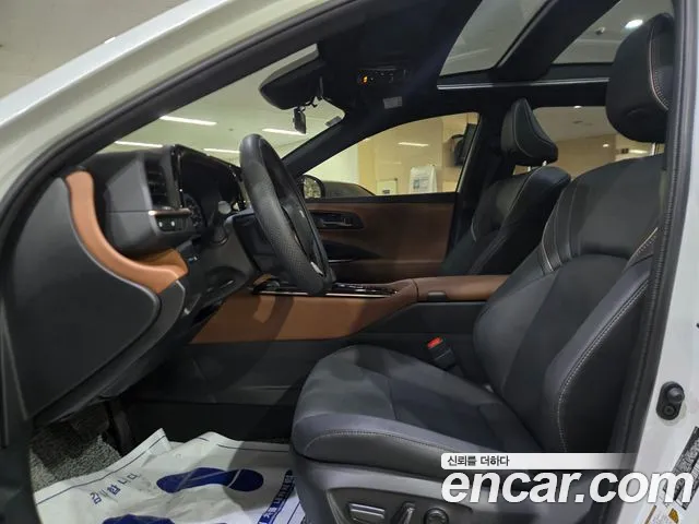Toyota Crown 2026 thumb 6