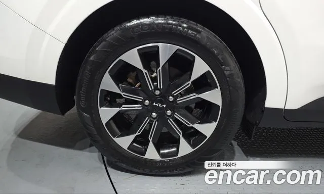 Kia Carnival 2022 thumb 5