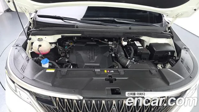 Kia Carnival 2022 thumb 6