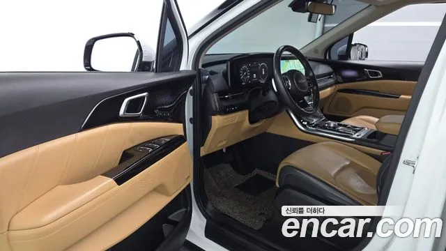 Kia Carnival 2022 thumb 10