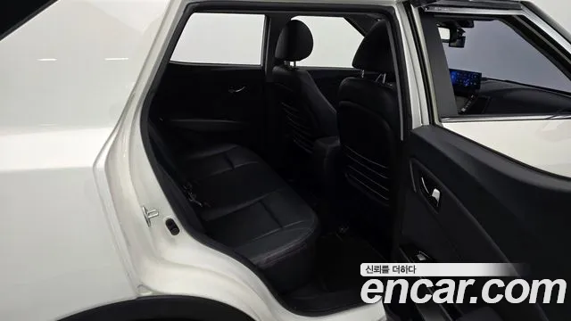 KG_Mobility_Ssangyong TIBOLI 2016 thumb 12
