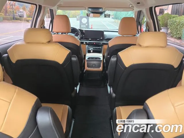 Kia Carnival 2021 thumb 7
