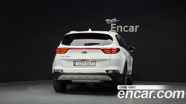 Kia Sportage 2019 thumb 4
