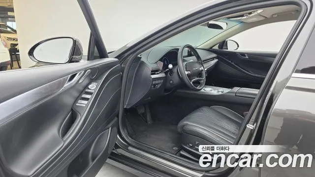 Genesis G80 2022 thumb 10
