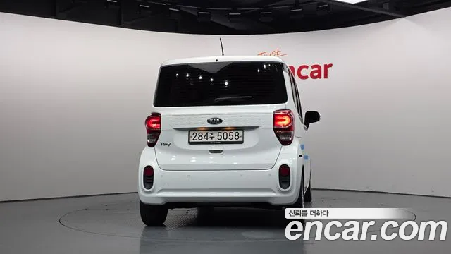 Kia Ray 2018 thumb 4