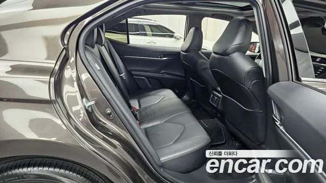Toyota Camry 2019 thumb 11