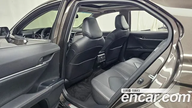 Toyota Camry 2019 thumb 12