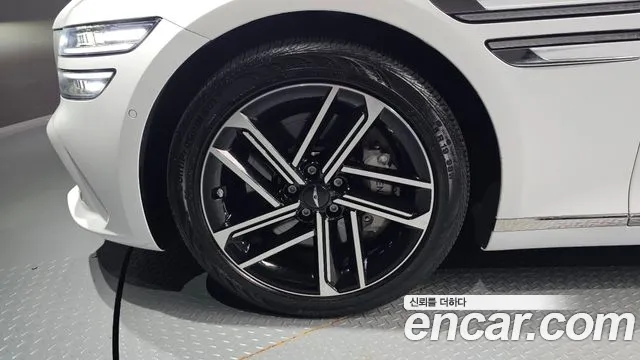 Genesis G80 2024 thumb 4