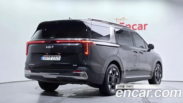 Kia Carnival 2025 thumb 2