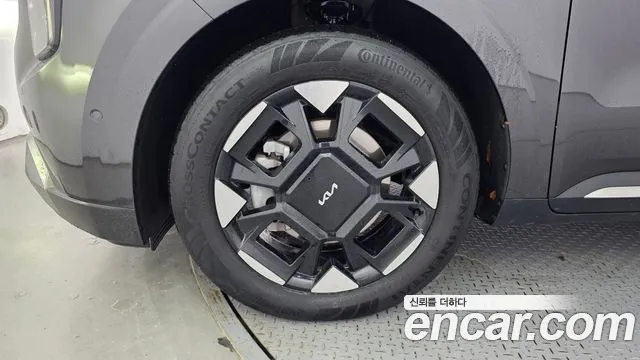Kia Carnival 2025 thumb 5